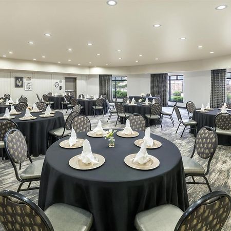 Best Western Premier Crown Chase Inn & Suites Denton Eksteriør bilde