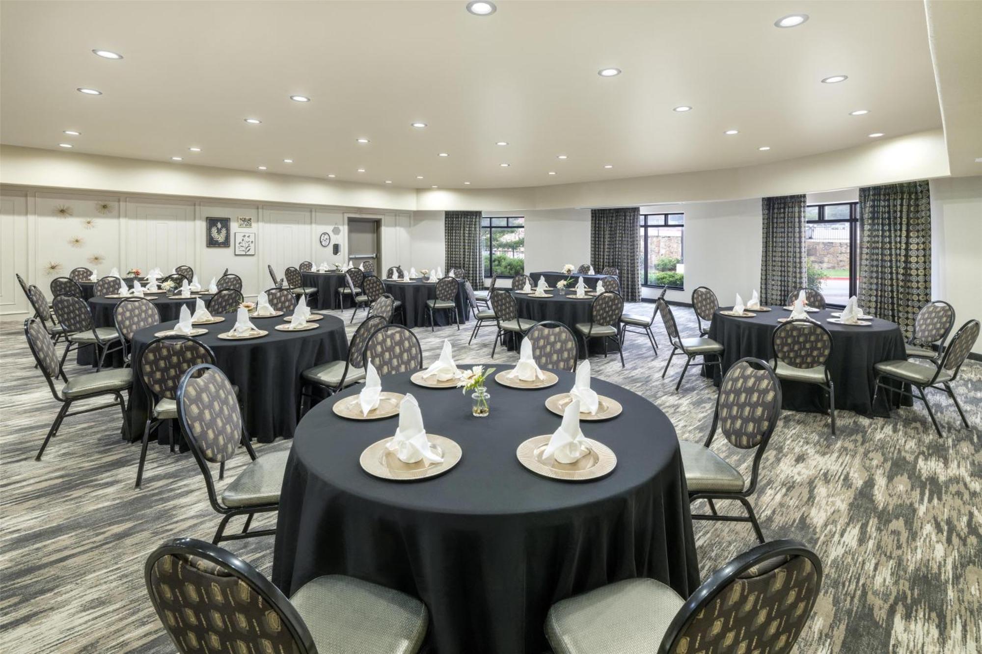 Best Western Premier Crown Chase Inn & Suites Denton Eksteriør bilde